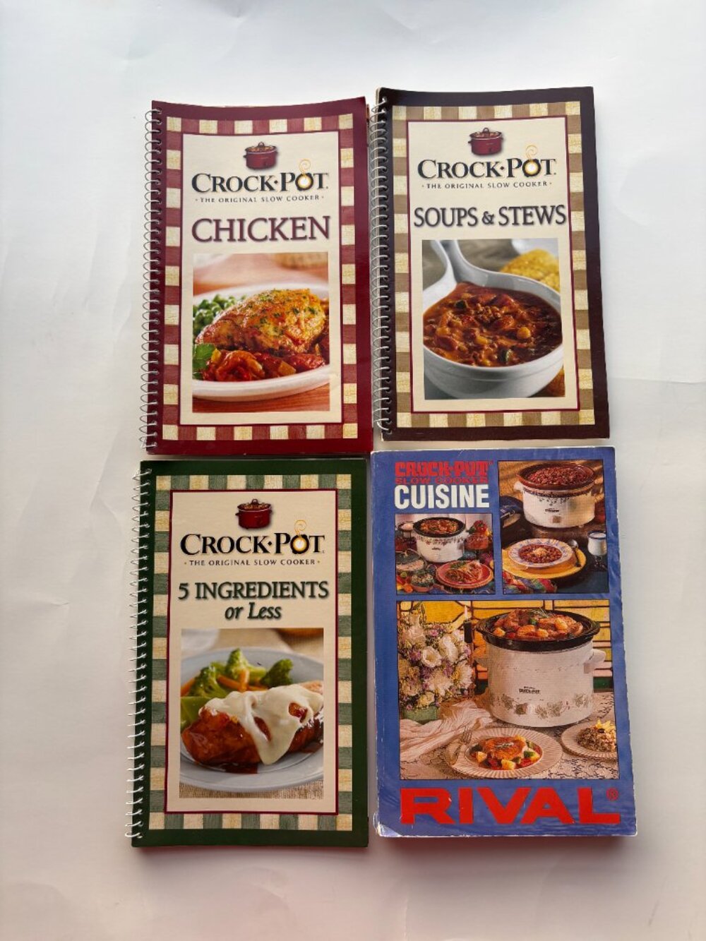 Set of 4 Crockpot Recipe Books - Picture 4 of 4